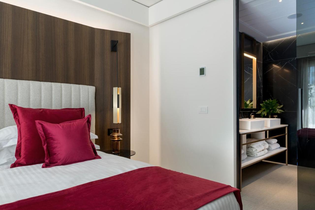 We Me Suite Hotel Riccione Buitenkant foto