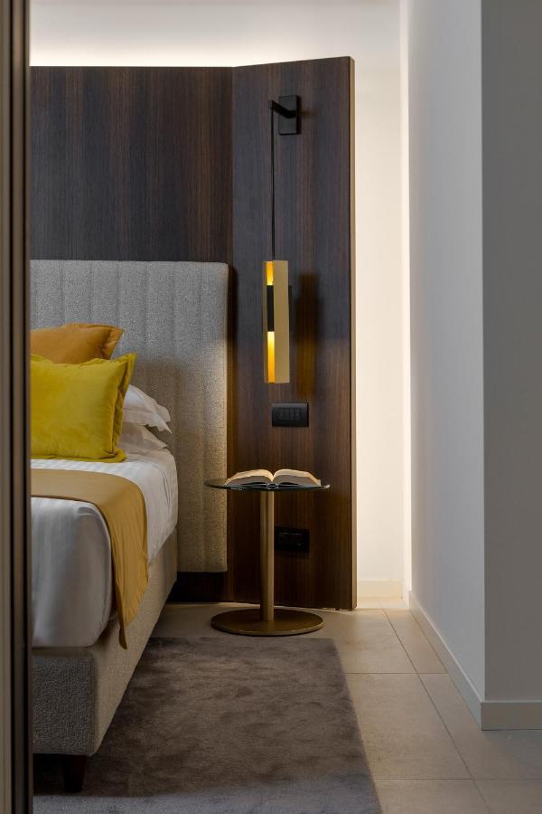 We Me Suite Hotel Riccione Buitenkant foto