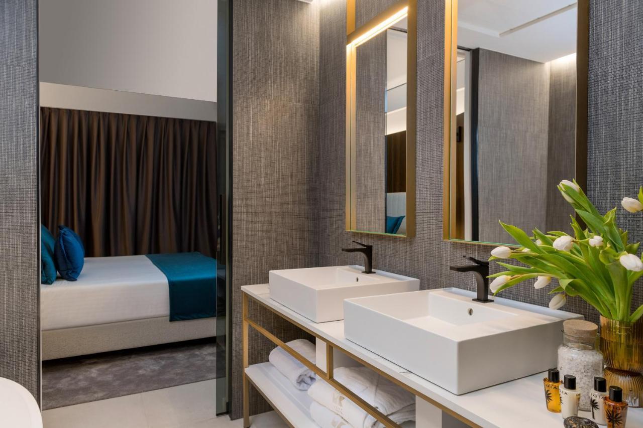 We Me Suite Hotel Riccione Buitenkant foto