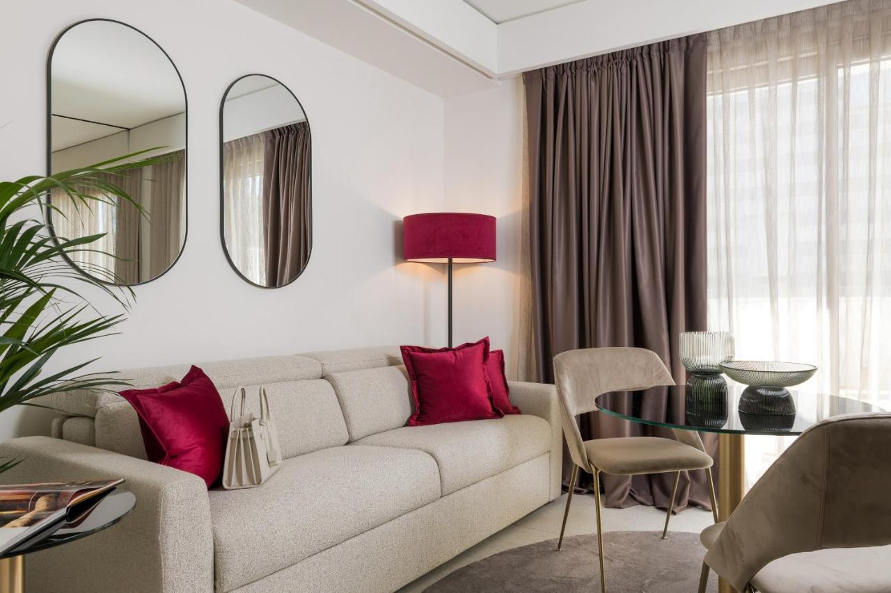 We Me Suite Hotel Riccione Buitenkant foto